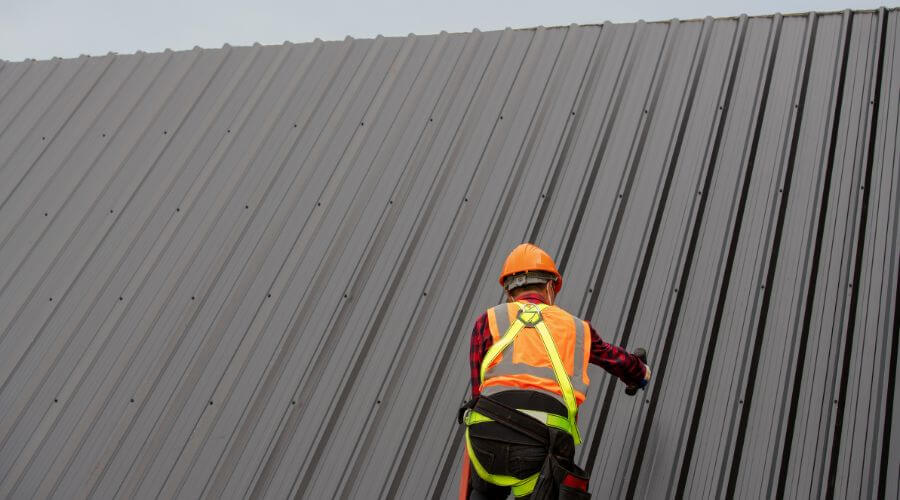 Professional gutter cleaning in Dresden, TN